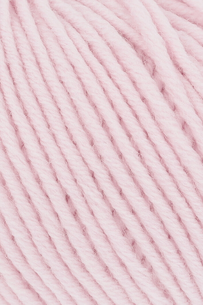 Lang Yarns Merino 120 0119 Lichtroze - close-up van de garenstructuur