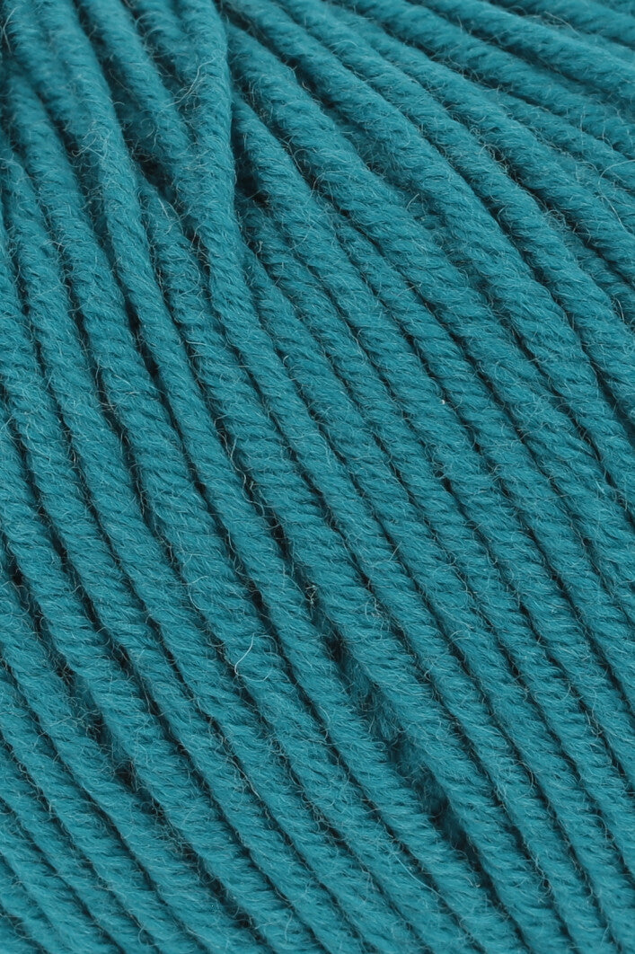 Lang Yarns Merino 120 0272 Petrol - close-up van de garenstructuur
