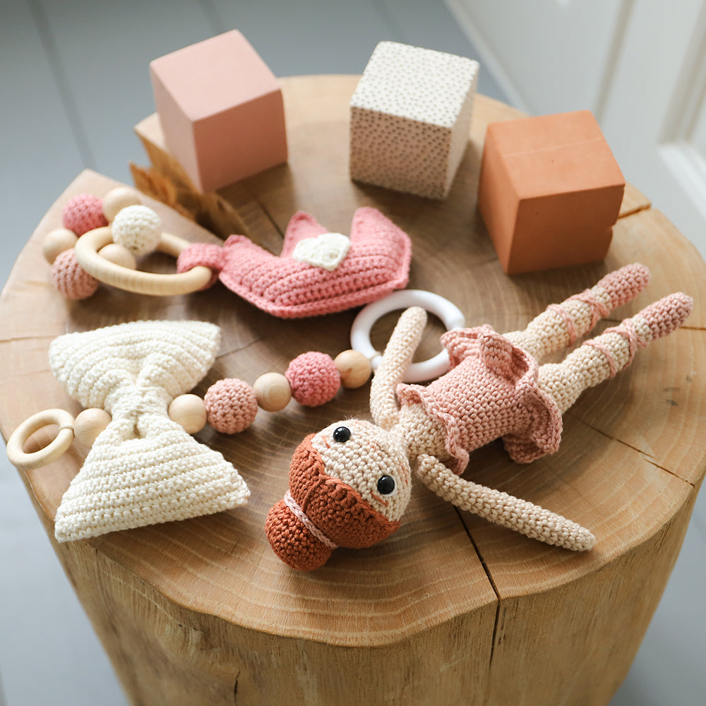 Doll — gemaakt met Baby Kraampakket Meisje Haakpakket