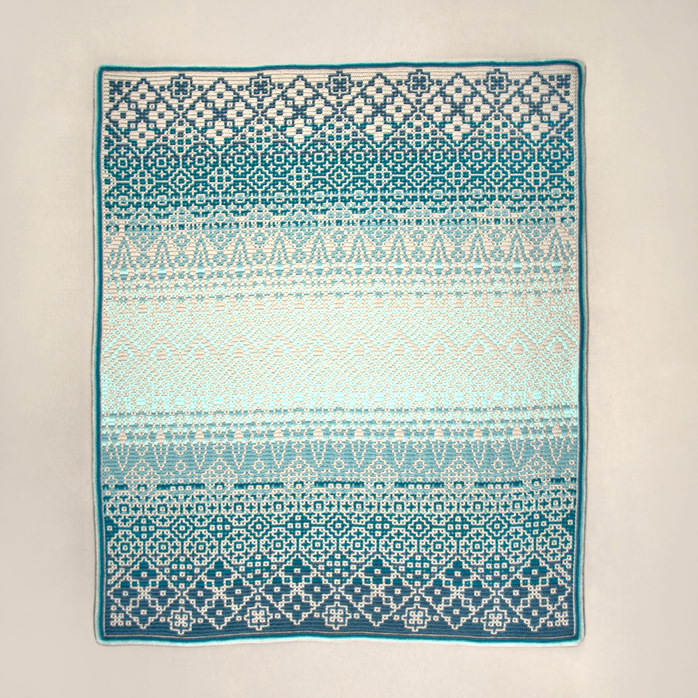 Manic Mirror Blanket Beach 4