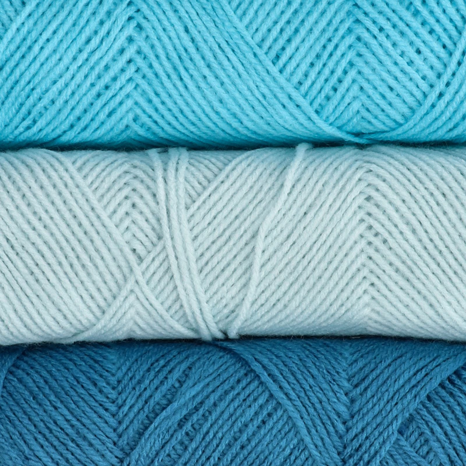 Budgetyarn Acrylic DK 063 Ice Blue (3)