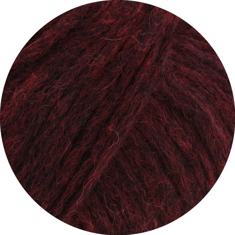 Lana Grossa Chapeau 014 Bordeaux - close-up van de zachte garenstructuur in kleur Bordeaux