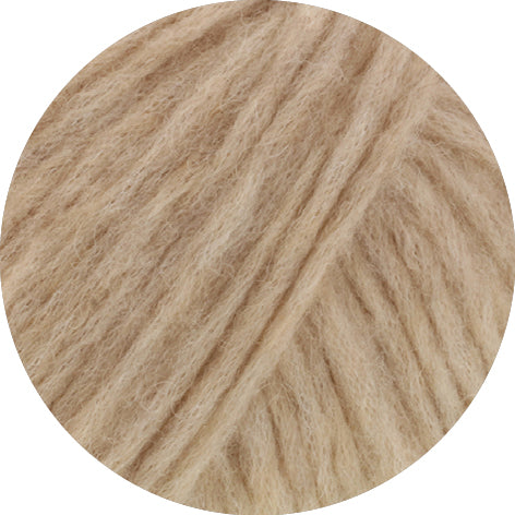 Lana Grossa Chapeau 018 Beige - close-up van de zachte garenstructuur in kleur Beige
