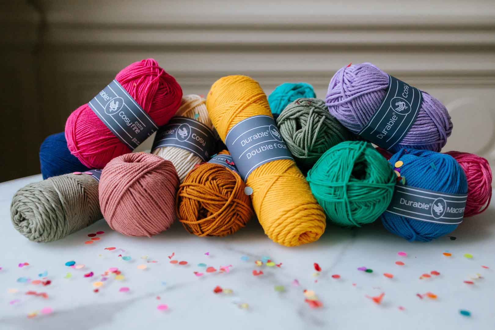 Combi nieuwekleuren — gemaakt met Durable Cosy Extra Fine Nieuwe Kleuren Garenpakket (2)