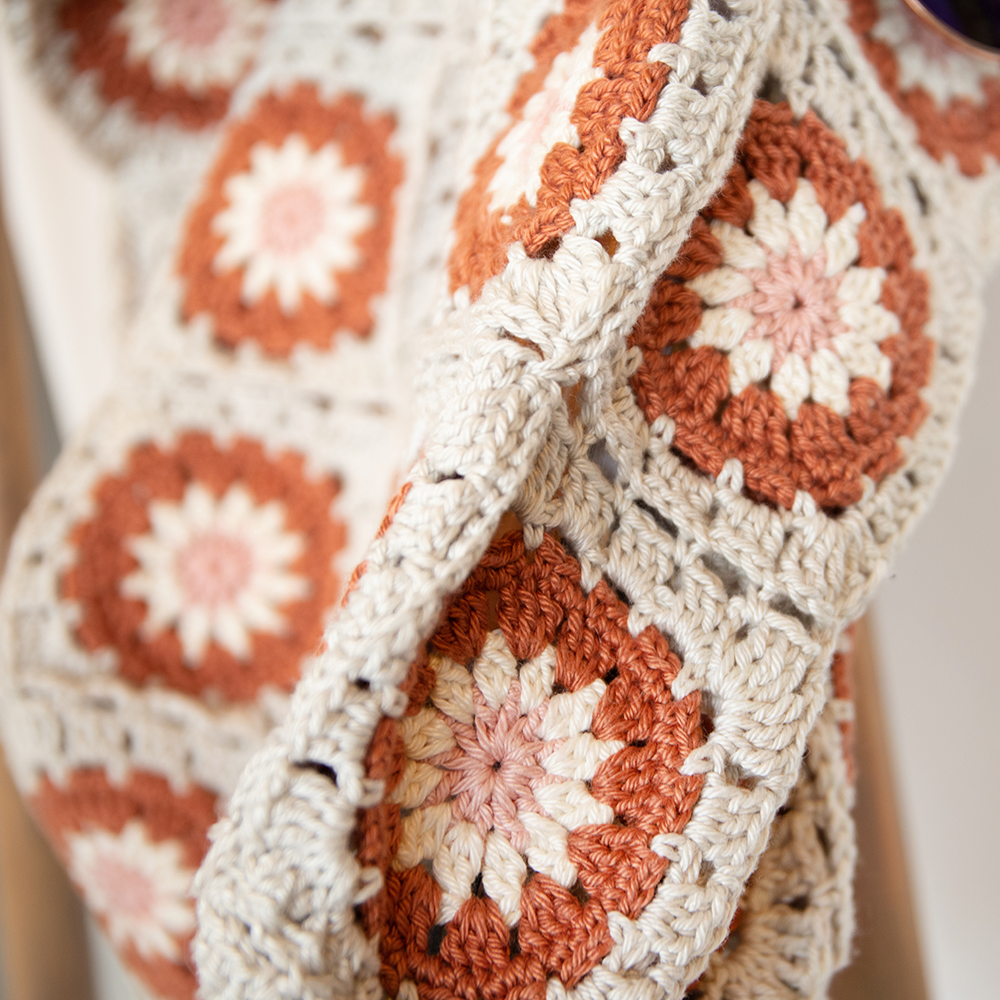Granny tas — gemaakt met Haakpakket Knipmode Granny Square Tas (2)