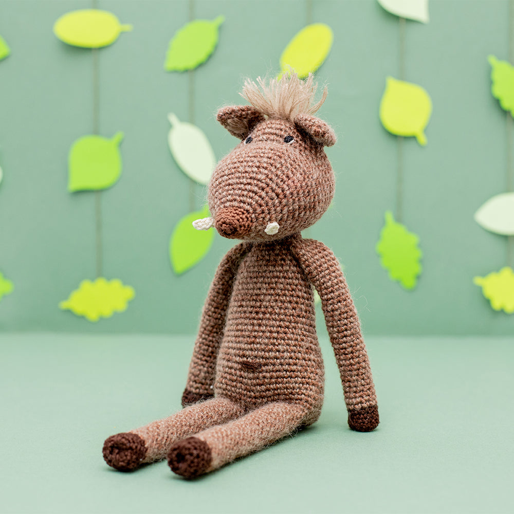 Yac forest animals — gemaakt met Haakpatroon Yarn and Colors Boris Boar (2)
