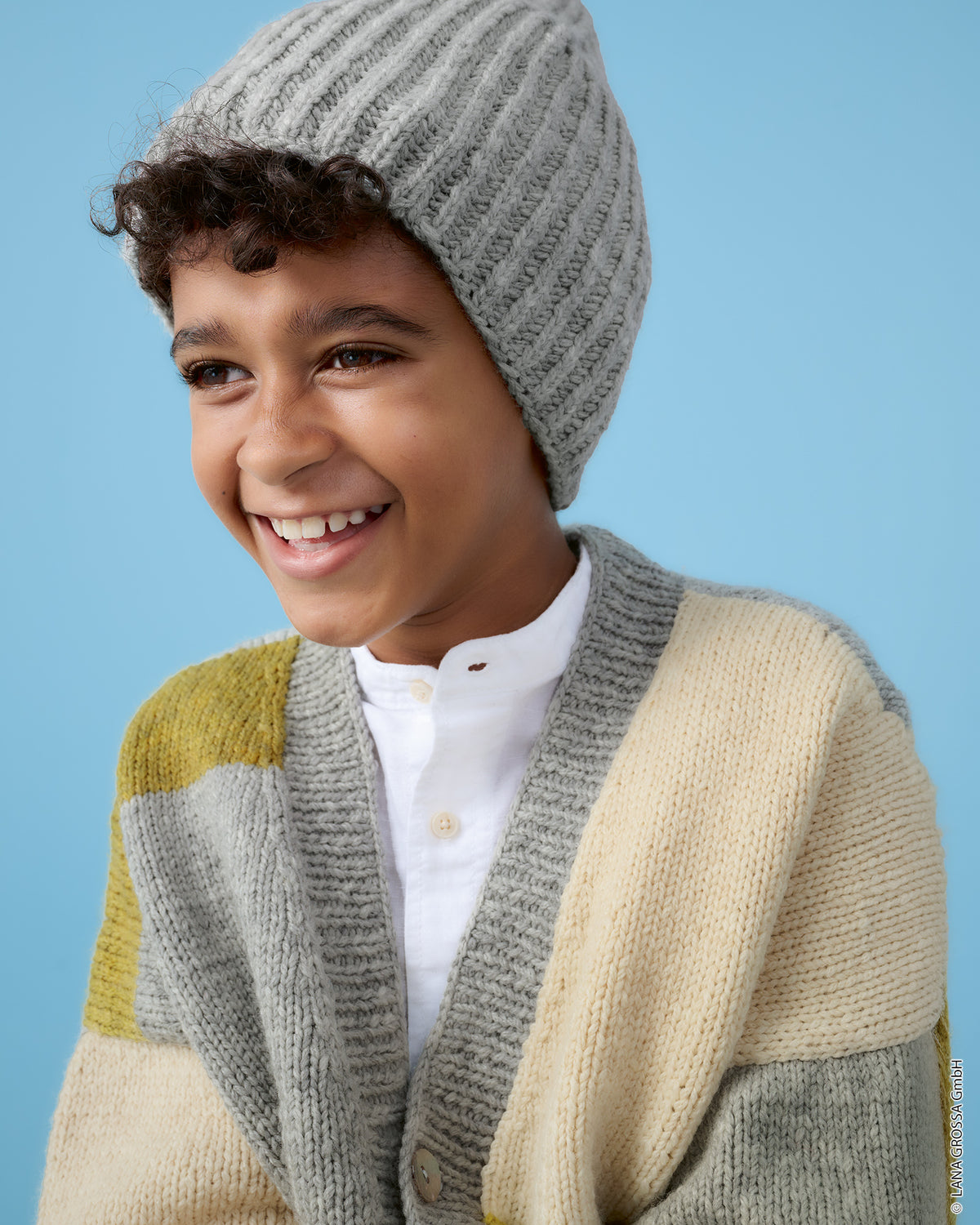 Lana Grossa Kids Nr. 15 model 18 - vest met Cool Merino - sfeerfoto 4