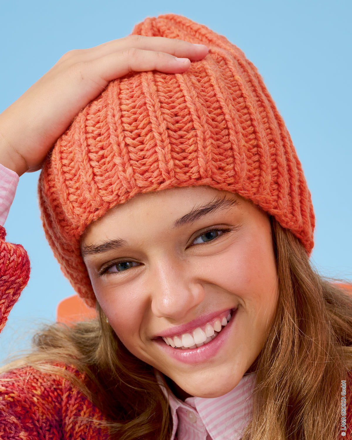 Lana Grossa Kids Nr. 15 model 5 - muts met Cool Merino Big - sfeerfoto 1