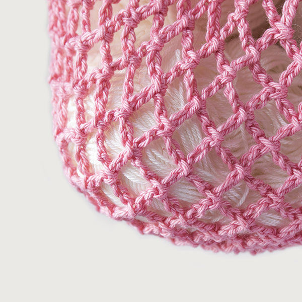 Roze haak detail — gemaakt met Joly Bag Haakpakket