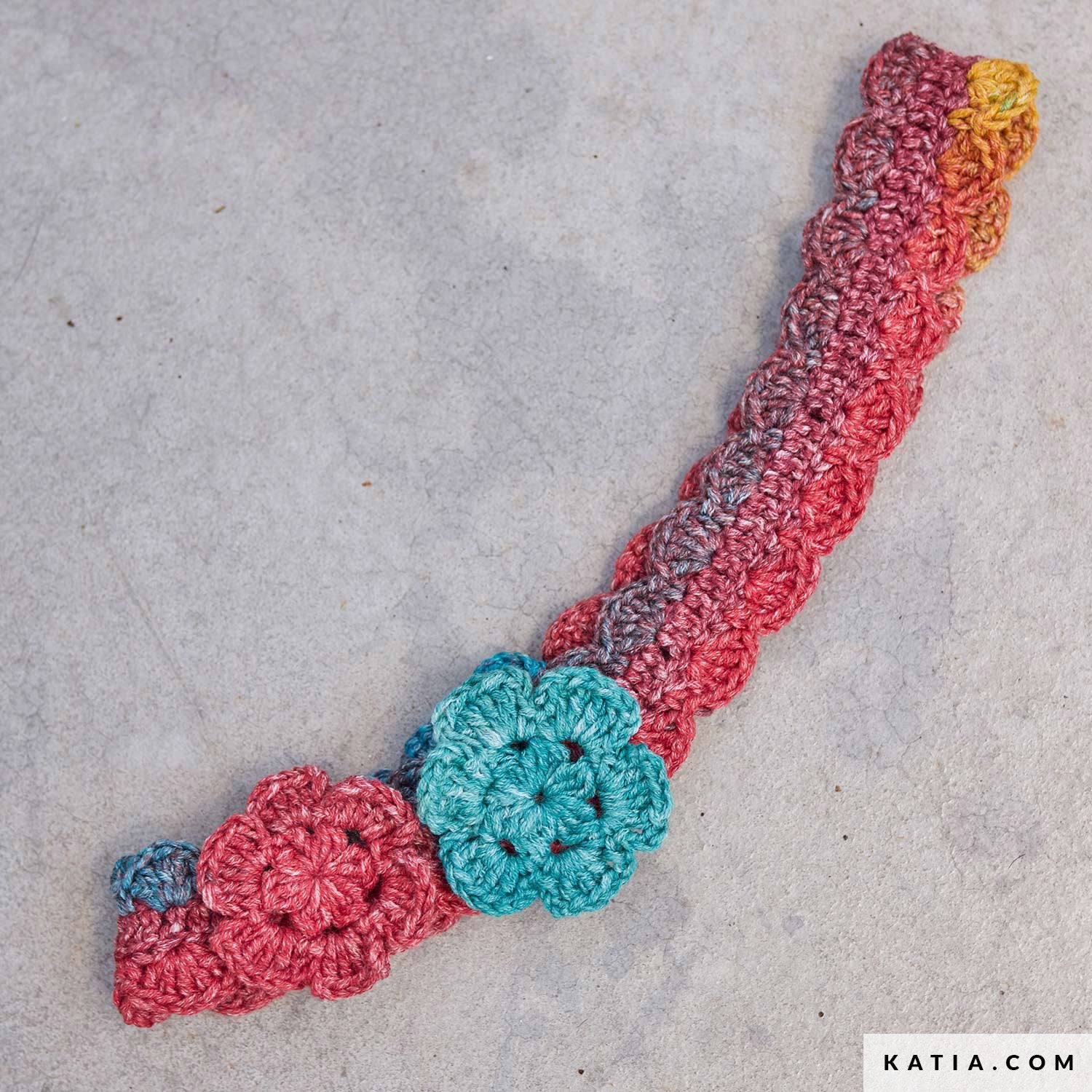 Patroon breien haken kinderen slabbetje lente zomer katia — gemaakt met Katia Fair Cotton Stretch (5)