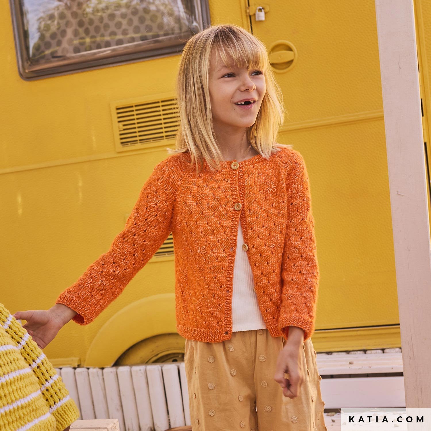 Patroon breien haken kinderen jas lente zomer katia — gemaakt met Katia Puro Cotone (5)