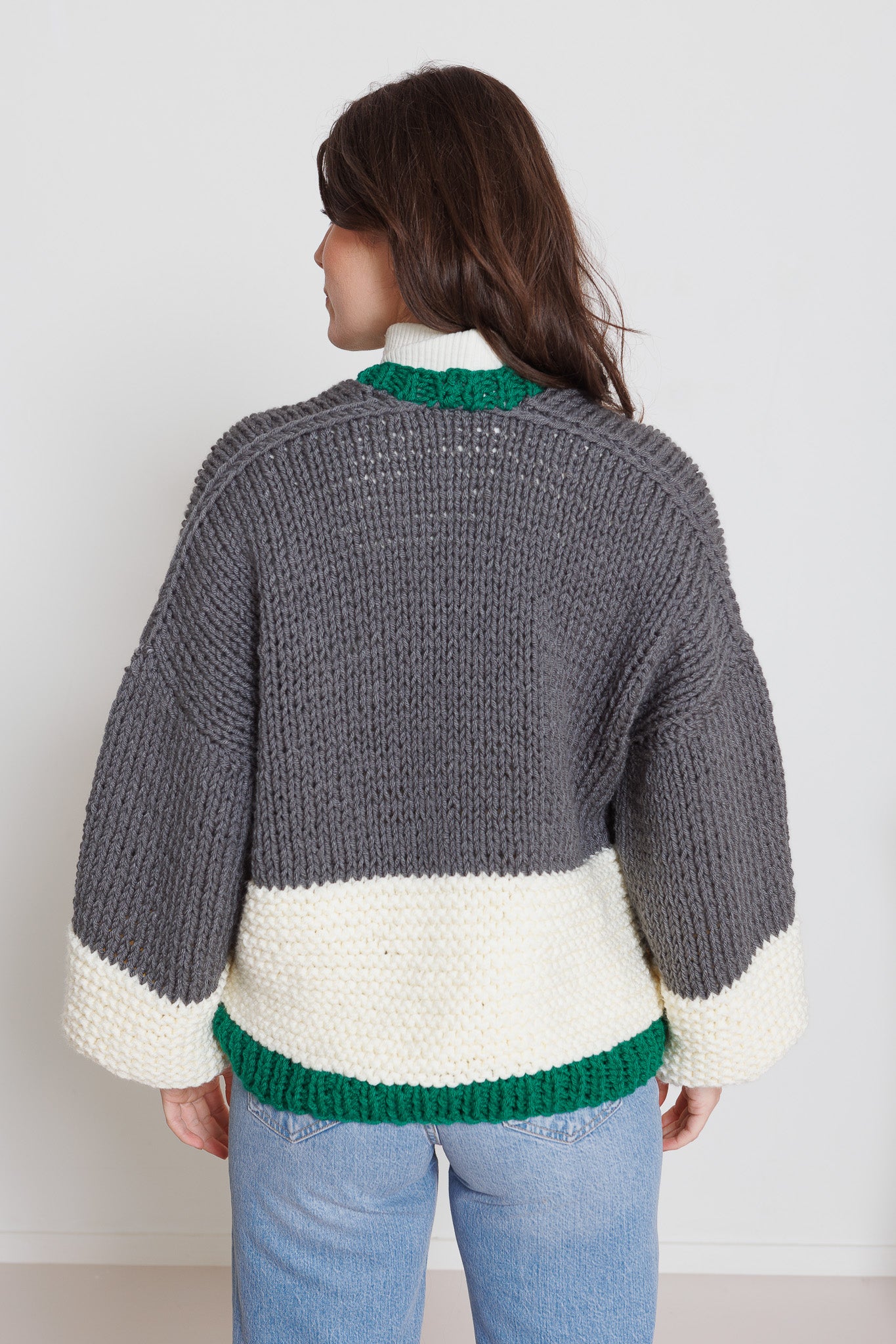 Dafne ederveen — gemaakt met Knipmode Basis Vest Chunky Amazing Breipakket