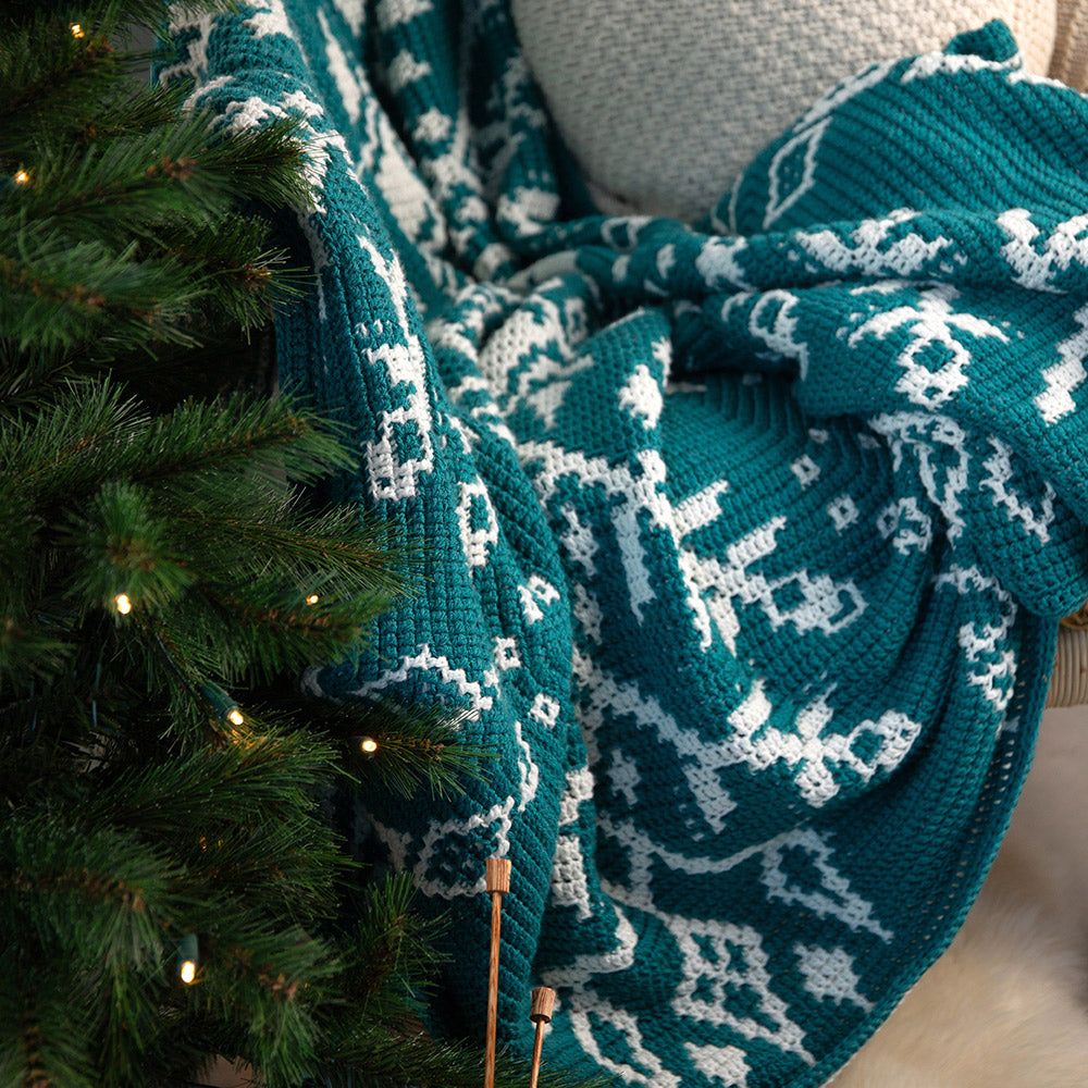 Light blue — gemaakt met Arctic Bloom Deken Garen en Haakpakket (4)