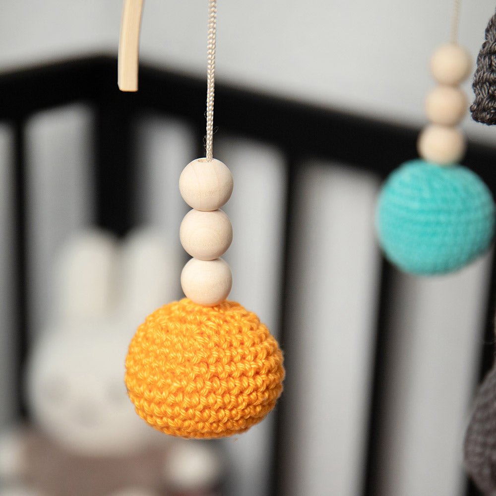 Babyspullen — gemaakt met Olifantjes mobiel – Go Handmade Sensory Kit Haakpakket