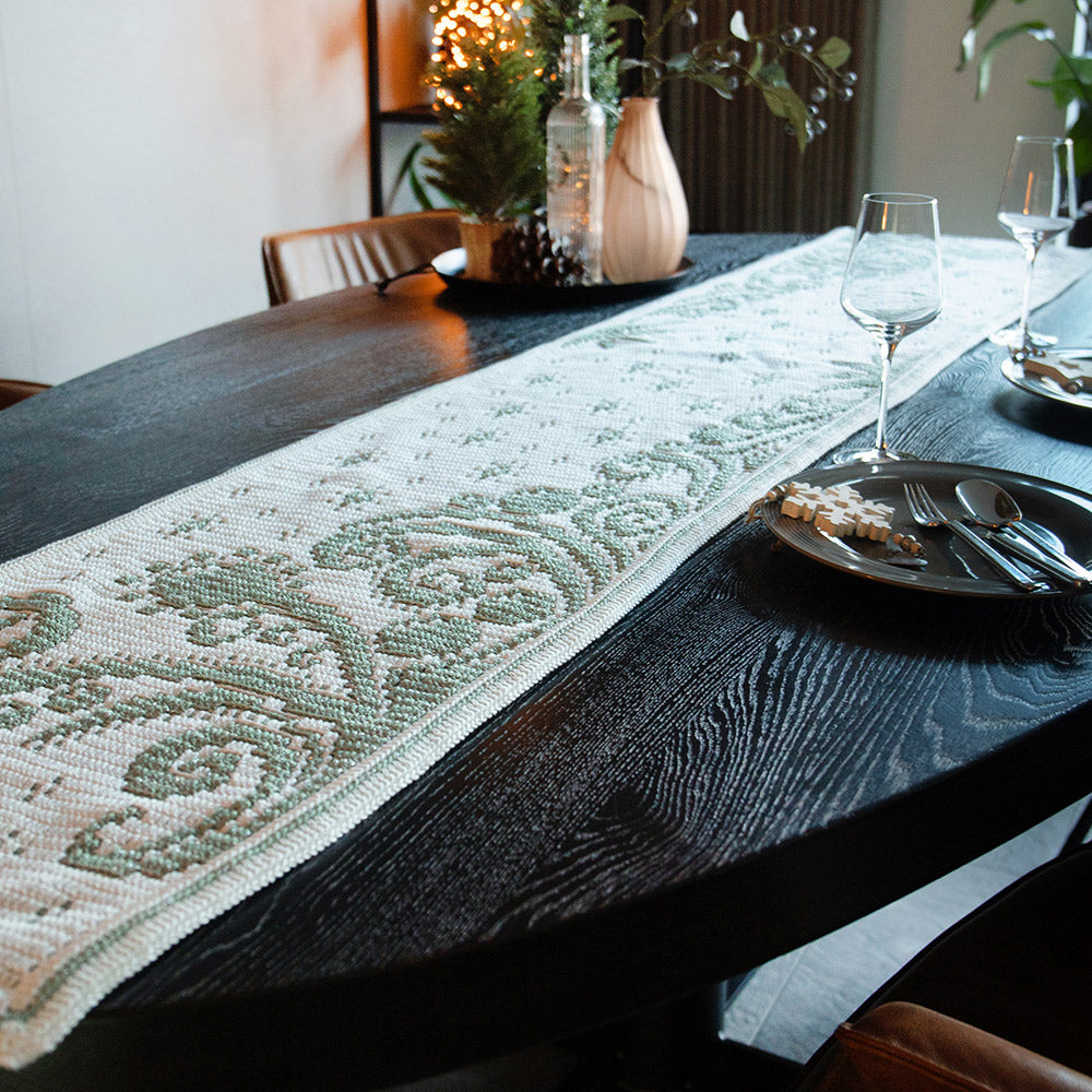 Cheer Kerst Tafelloper Garen en Haakpakket 10