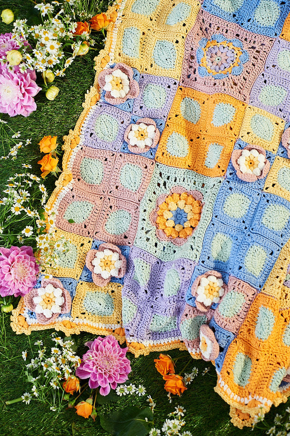 Blossom blanket — gemaakt met The Blossom Blanket CAL Garenpakket Small