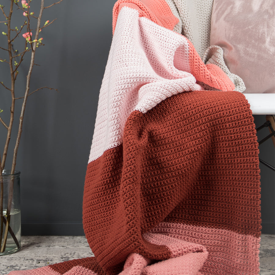 Block blanket — gemaakt met Yarn and Colors Blokkendeken Haakpakket