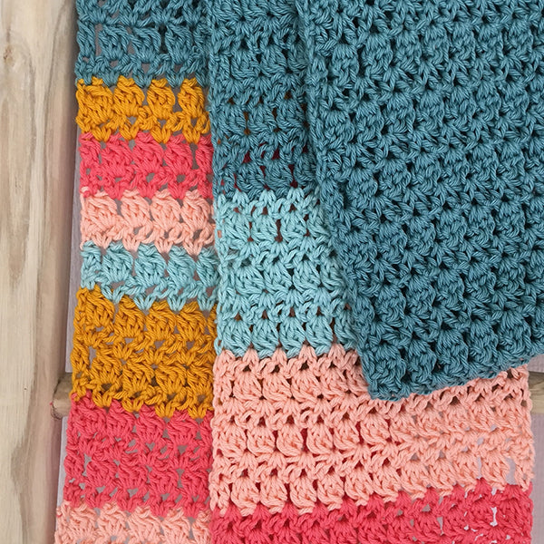 Colorful scarf — gemaakt met Yarn and Colors Colorful Scarf Haakpakket (3)