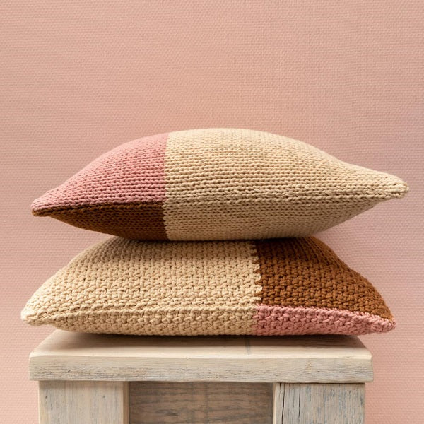 Yarn and Colors Fab Cushion Breipakket (3)