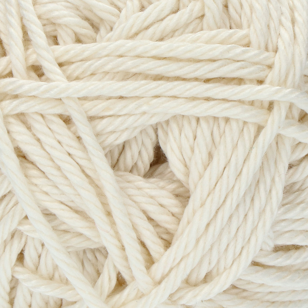 Yarn and Colors Super Must-have 002 Cream (2)